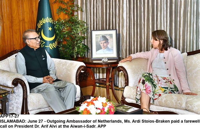 APP17-27President-Islamabad