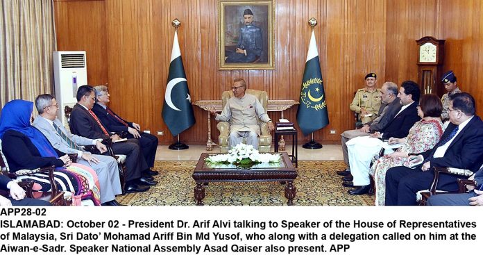 APP28-02President-Islamabad