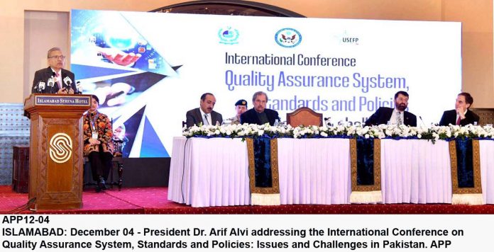 APP12-04President-Islamabad