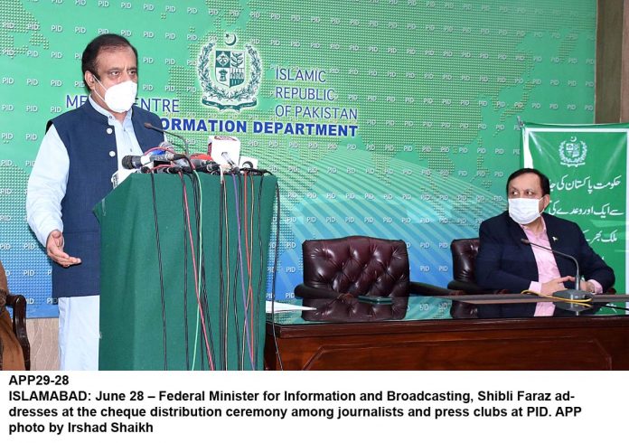 APP29-28InfoMinister-Islamabad