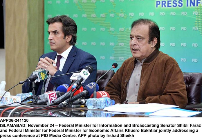 APP36-241120InfoMinister-Islamabad