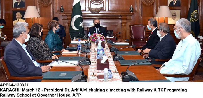 APP64-120321President-Karachi