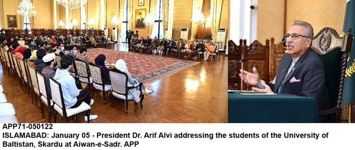 APP71-050122President-Islamabad