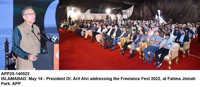 APP25-140522President-Islamabad