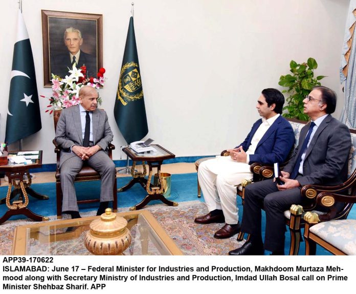 APP39-170622PM-Islamabad