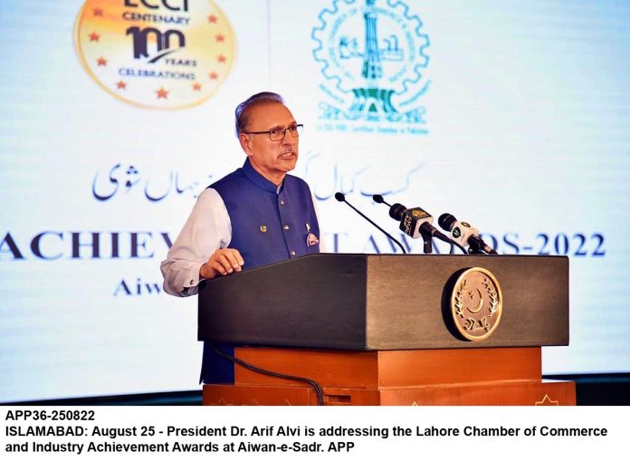 APP36-250822President-Islamabad