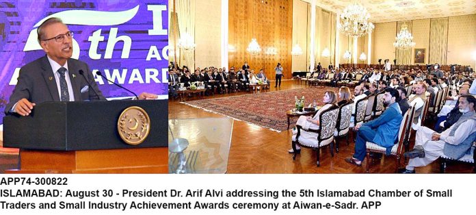 APP74-300822President-Islamabad