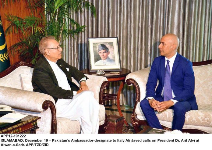 APP12-191222President-Islamabad